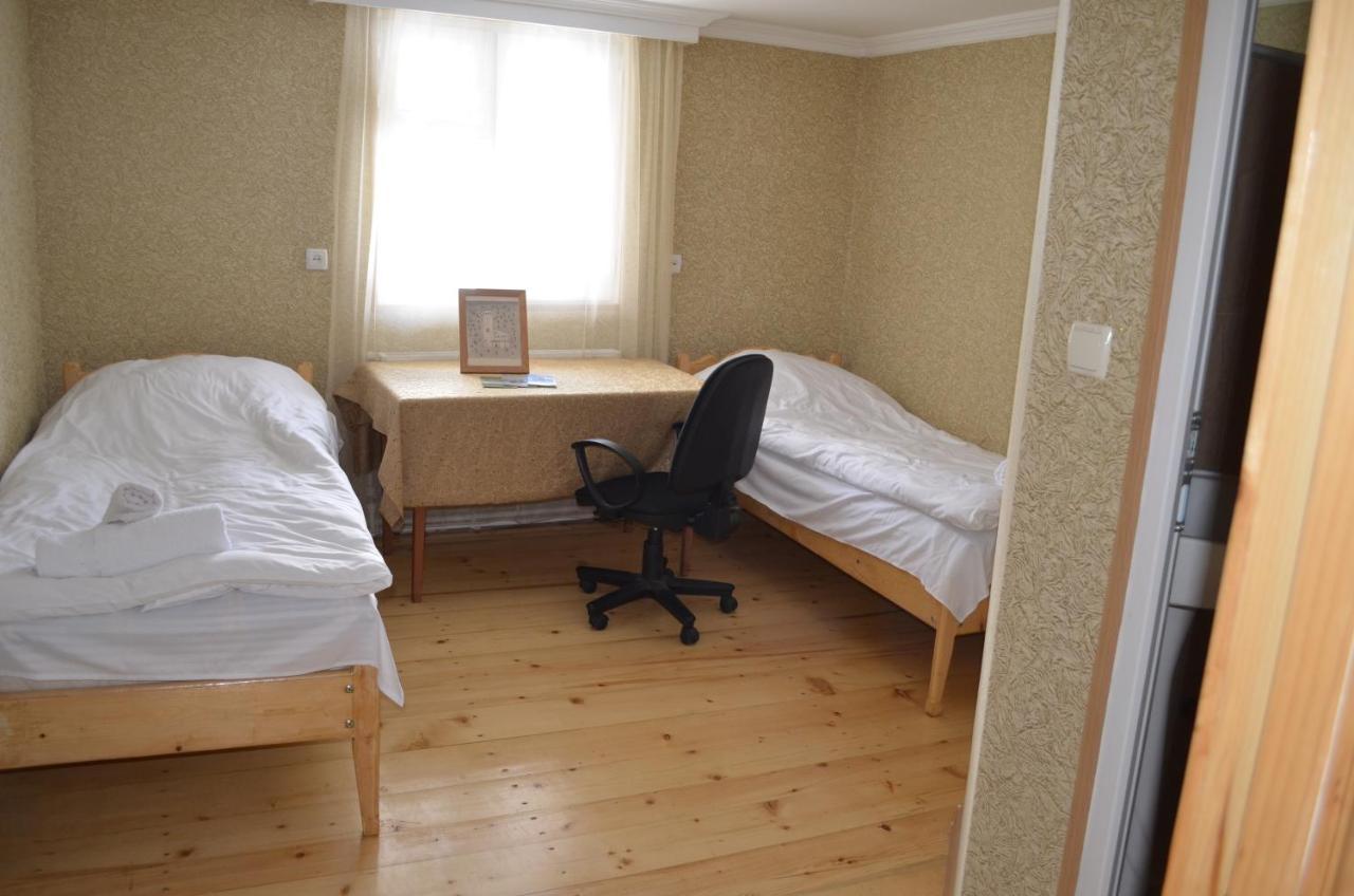 Guesthouse Qarim Местия Екстериор снимка