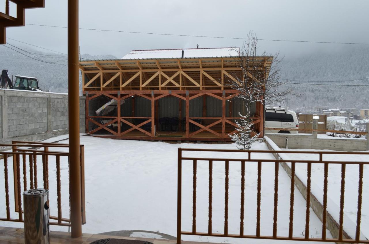 Guesthouse Qarim Местия Екстериор снимка