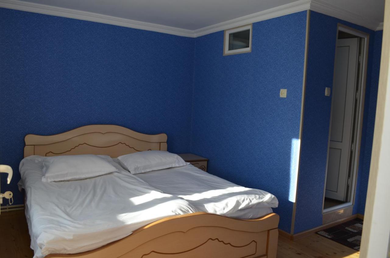 Guesthouse Qarim Местия Екстериор снимка